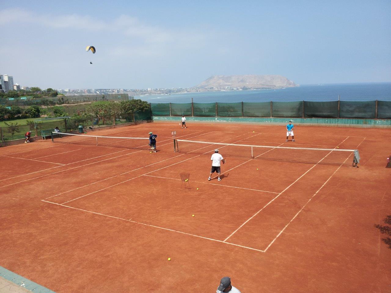 Tennis Court, Lima
